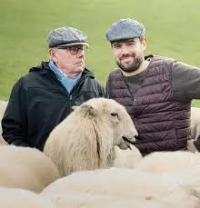 爆笑父子行:《杰克·怀特豪尔:爸爸教我做爸爸》的治愈旅程